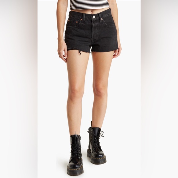 LEVI’S 501 Original Cutoff Shorts, Size 28 - Picture 7 of 8